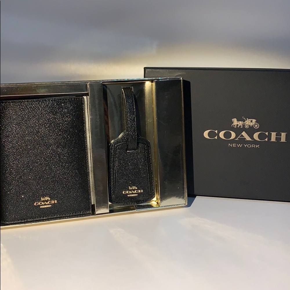 Coach Travel Gift Set